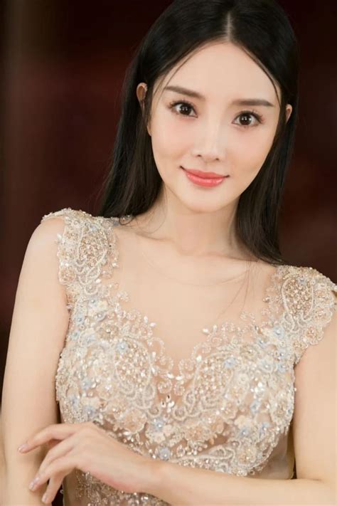 actrices chinas|Las 13 actrices y modelos chinas más populares